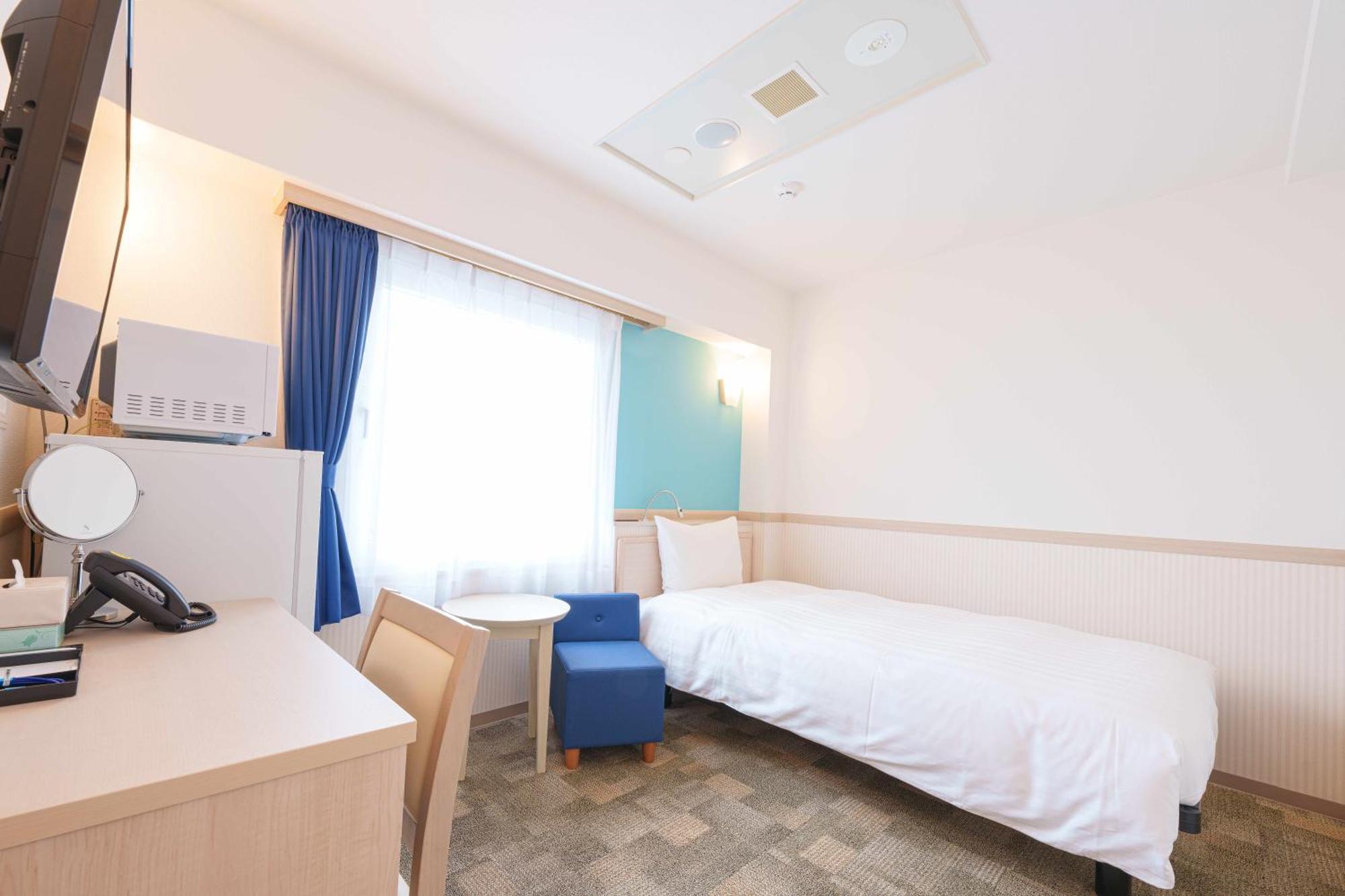 Toyoko Hankyu Juso-eki Nishi-guchi No.2 Hotel Ōsaka